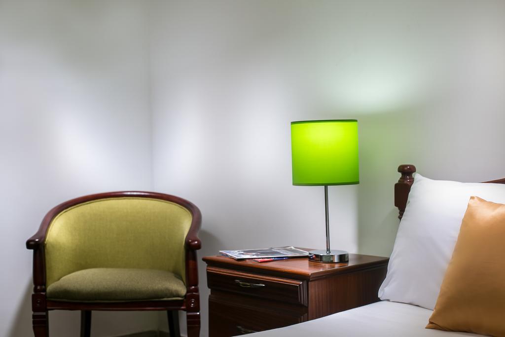 Golden Crest Lodge Bawaleshi Buitenkant foto